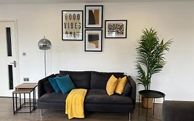 3Bed Flat 3Wc And Great Location Near Excel City Airport O2 And Canning Town Station