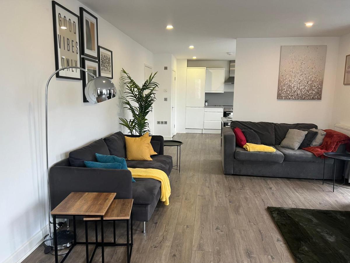 3Bed Flat 3Wc And Great Location Near Excel City Airport O2 And Canning Town Station Villa London Exterior photo