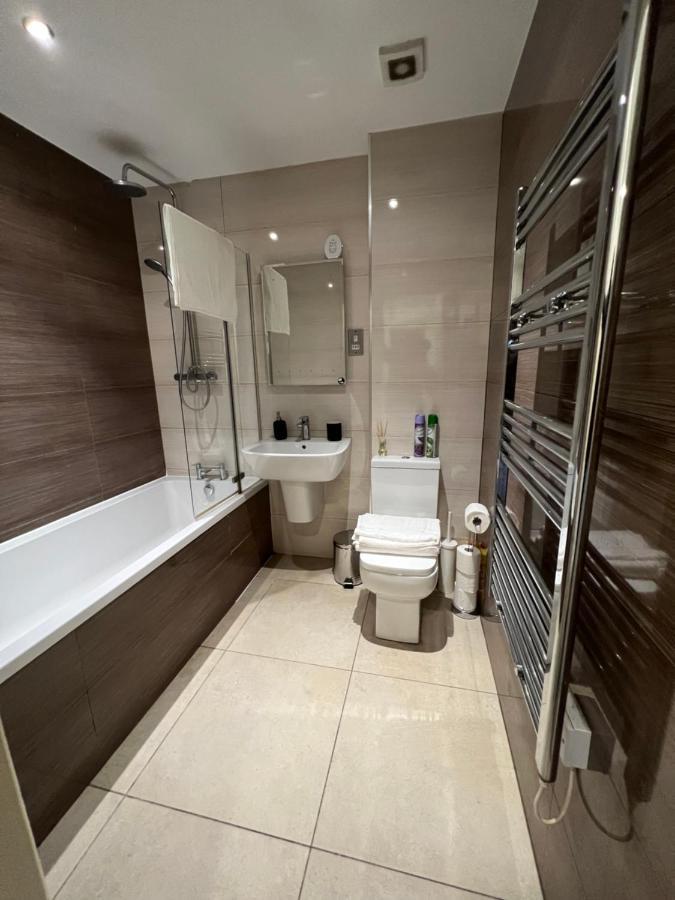 3Bed Flat 3Wc And Great Location Near Excel City Airport O2 And Canning Town Station Villa London Exterior photo