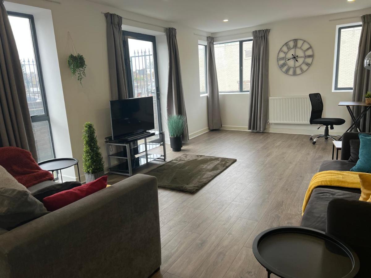 3Bed Flat 3Wc And Great Location Near Excel City Airport O2 And Canning Town Station Villa London Exterior photo